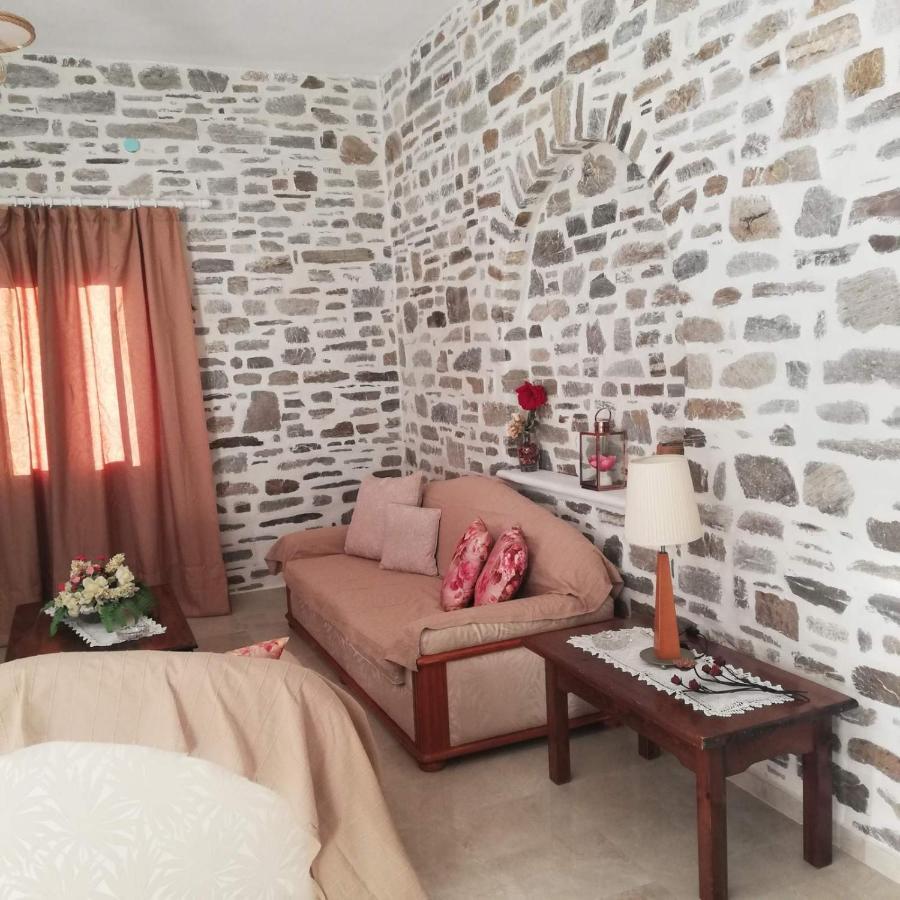 Stegio Villa Parasporos Bagian luar foto