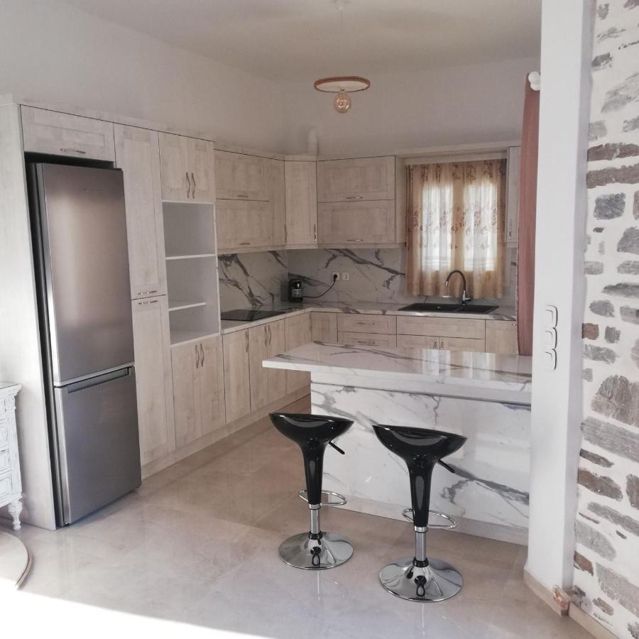 Stegio Villa Parasporos Bagian luar foto