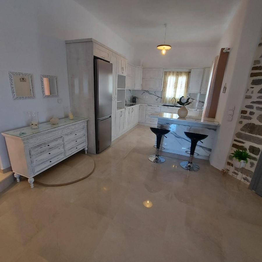 Stegio Villa Parasporos Bagian luar foto