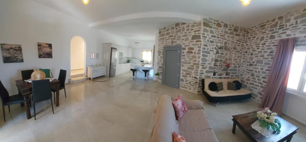 Stegio Villa Parasporos Bagian luar foto