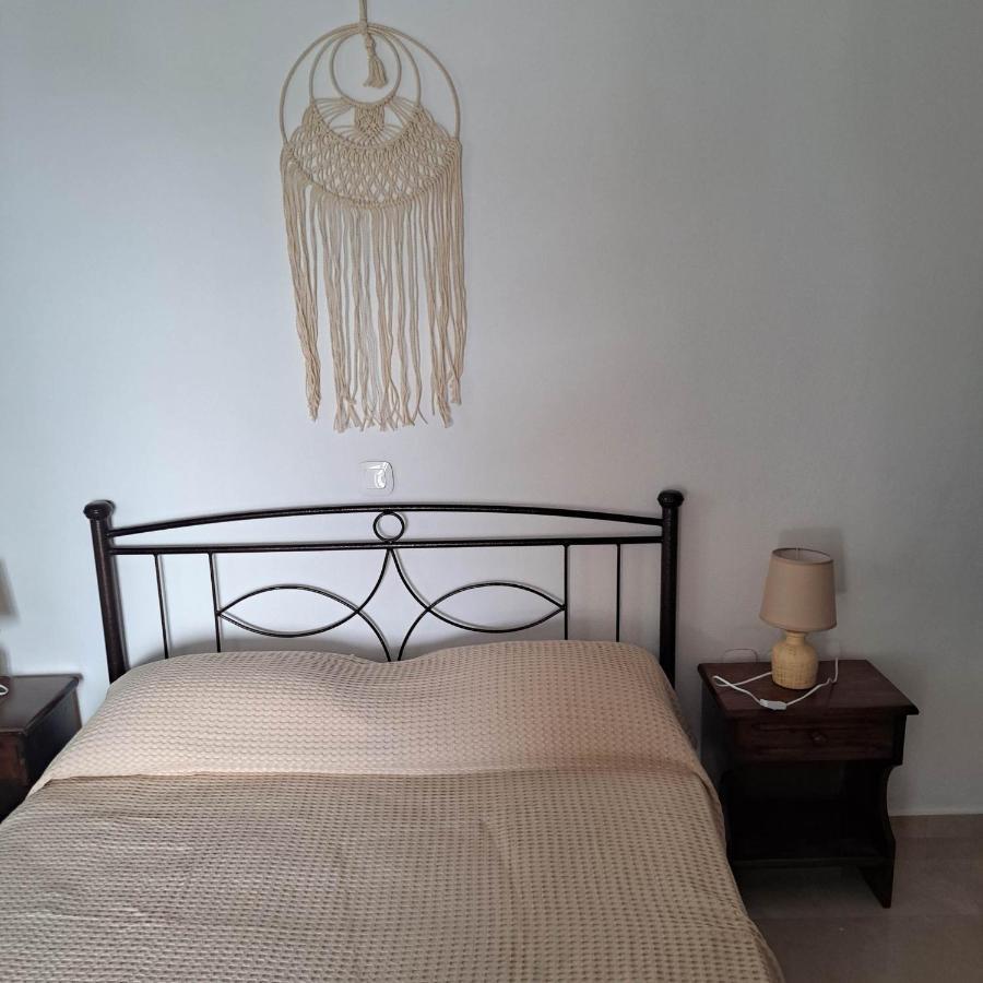Stegio Villa Parasporos Bagian luar foto